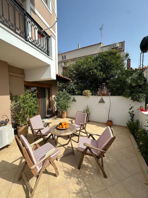 City Center Apartment サモス エクステリア 写真